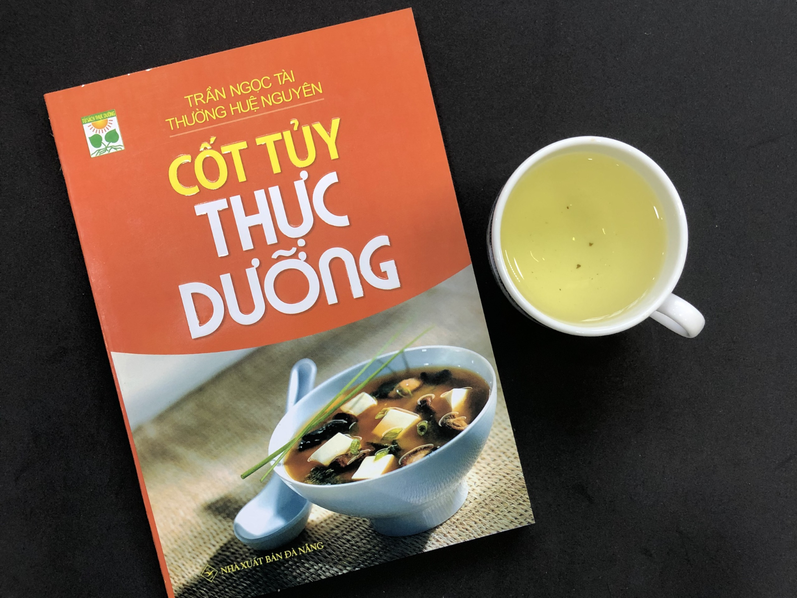 Sách cốt tủy thực dưỡng