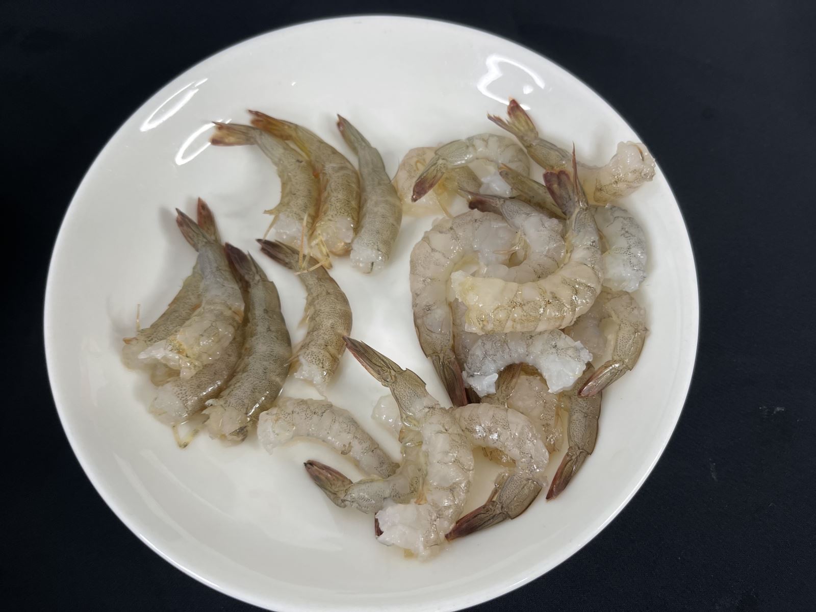 Sơ chế tôm đất