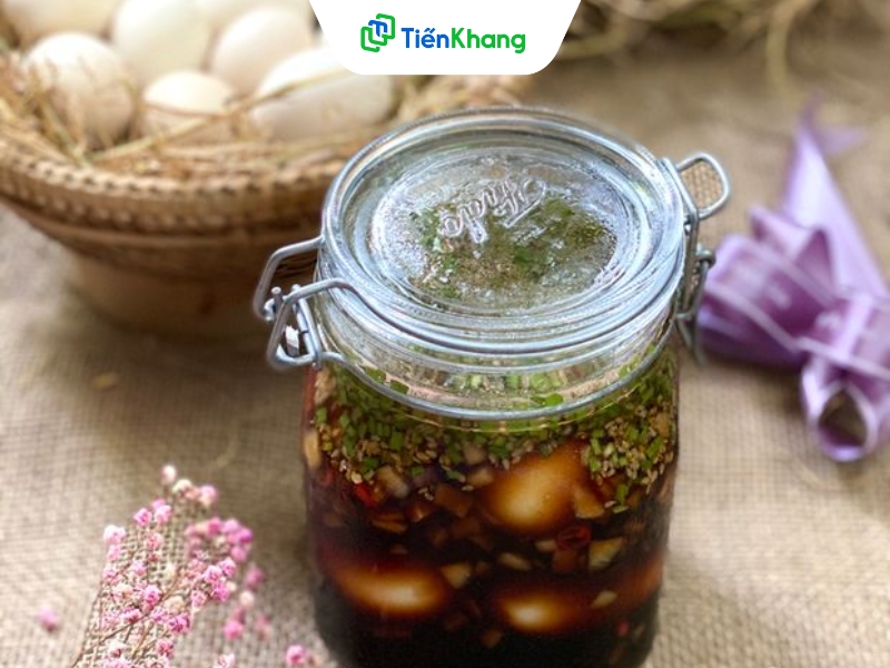 Nên bảo quản trứng trong hộp thuỷ tin kín ở tủ lạnh