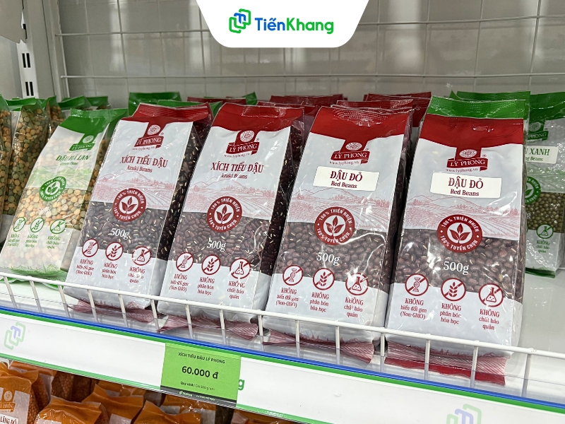 Xích tiểu đậu và đậu đỏ đang được bán tại Tiến Khang